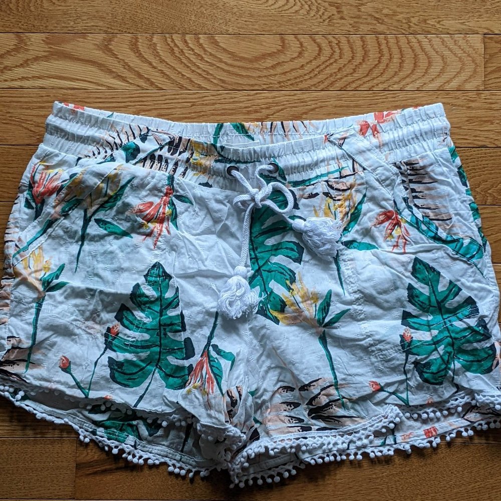 Maurice Women's White/Tropical Fabric Shorts Size Medium